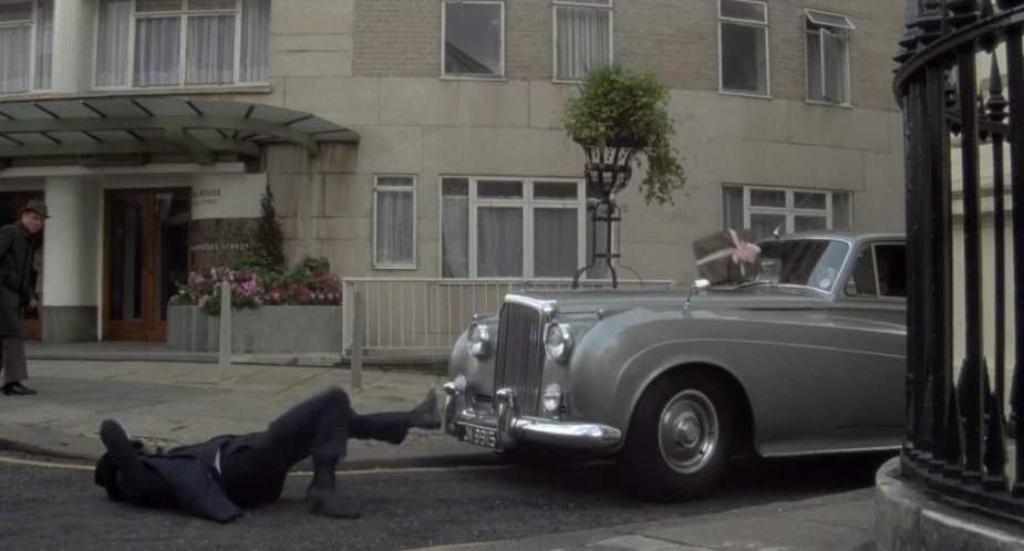 Bentley S1