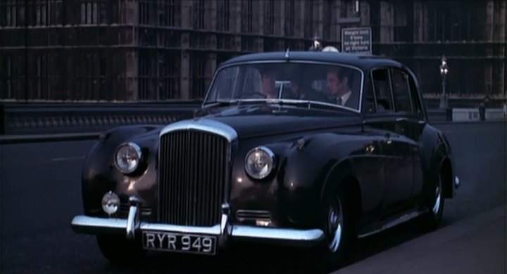 Bentley S1