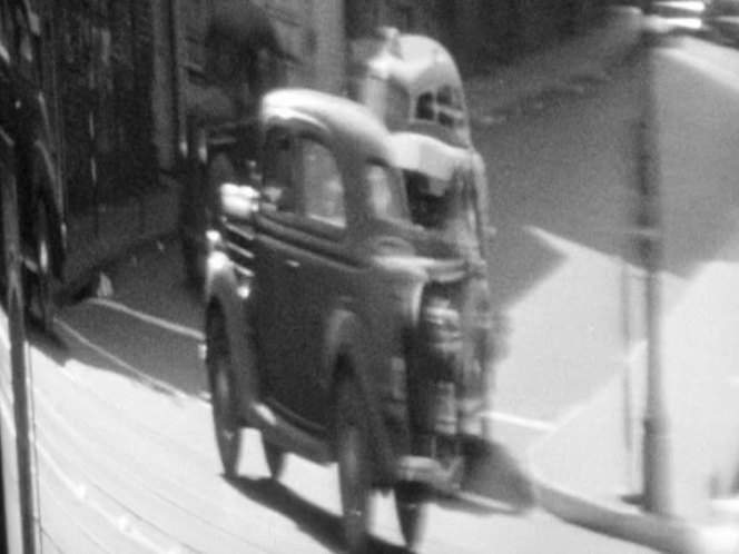 Ford V8 De Luxe