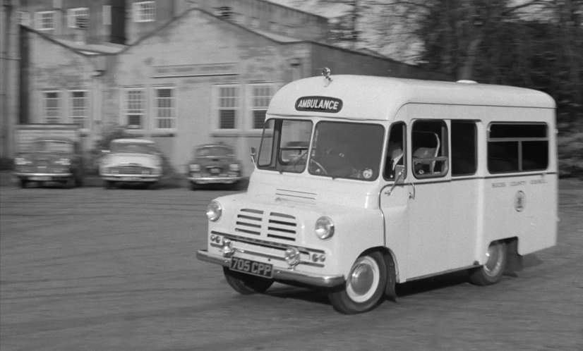 Bedford CAZ Ambulance Mk1