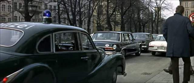 Mercedes-Benz 600