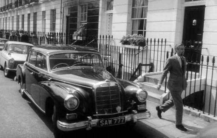 Mercedes-Benz 300 d
