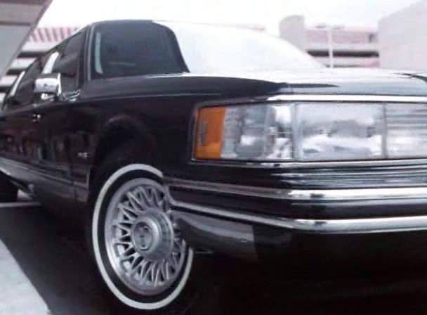 Lincoln Town Car Stretched Limousine