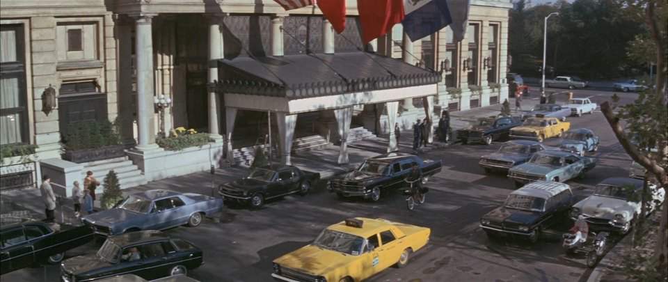 Cadillac Fleetwood 75