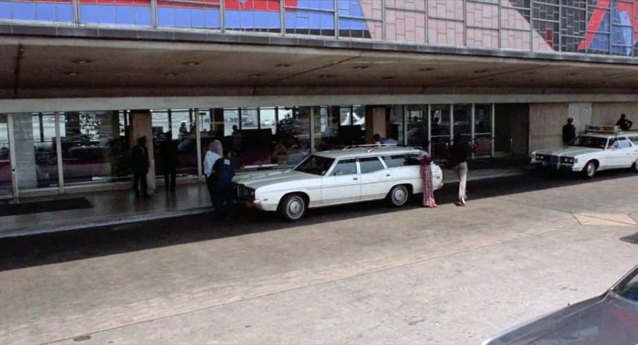 Ford Country Sedan
