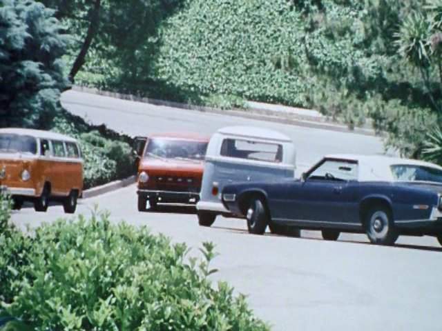 Volkswagen Station Wagon T2