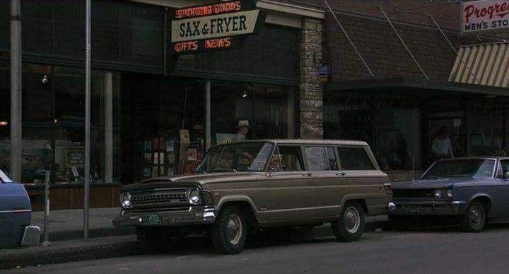 Jeep Wagoneer