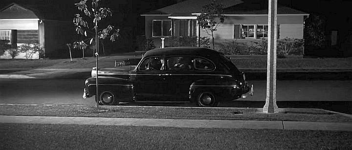Ford Super De Luxe