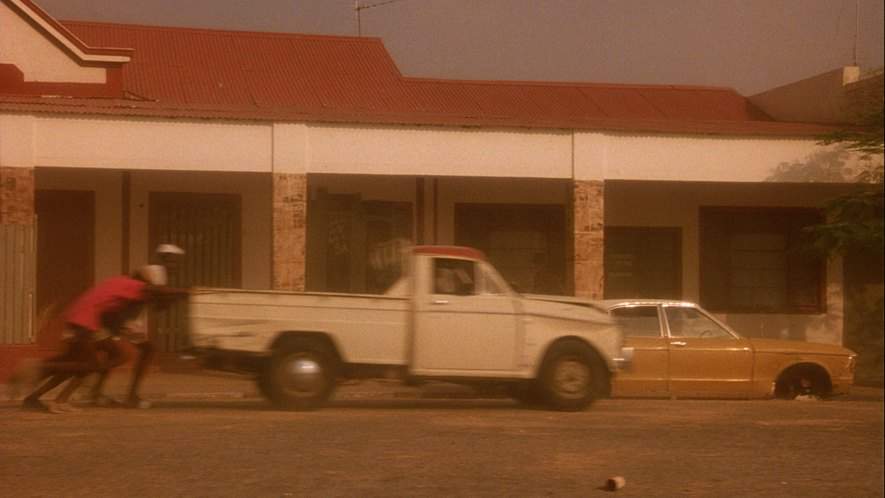 Datsun 320 Pick-Up