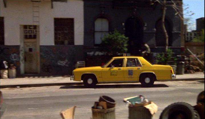 Ford LTD Crown Victoria