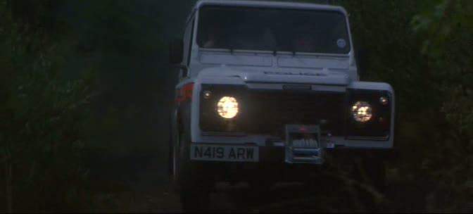 Land-Rover Defender 90