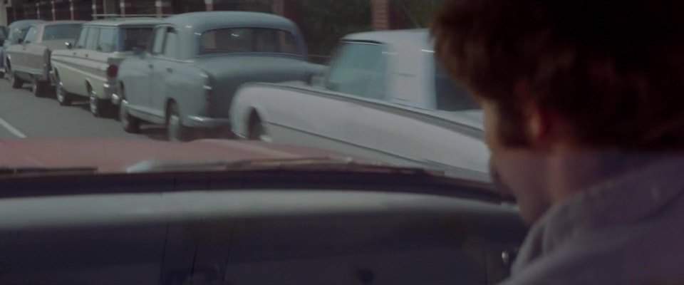 Mercedes-Benz 219