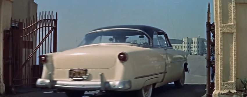 Ford Crestline Victoria