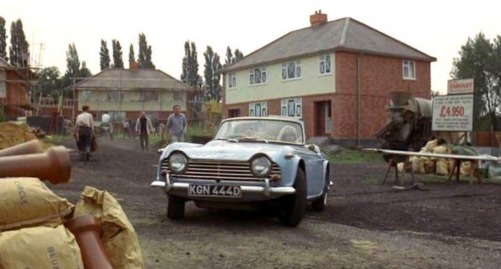 Triumph TR4A