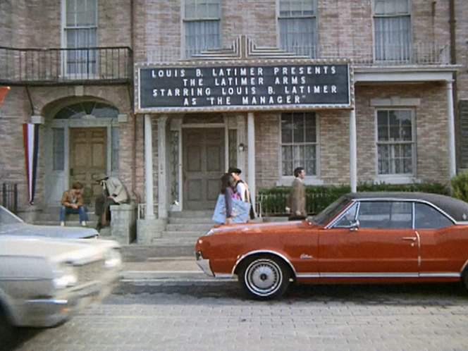 Oldsmobile Cutlass Supreme