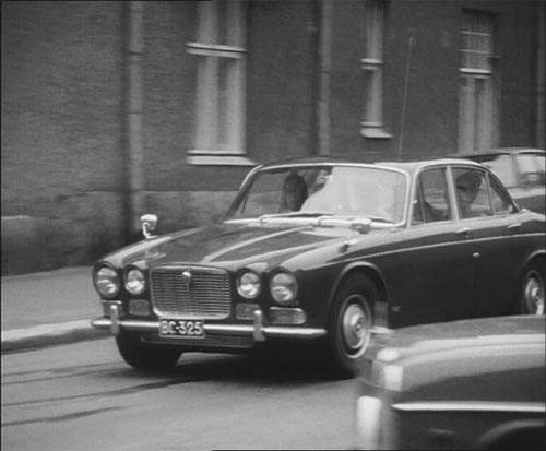 Jaguar XJ6
