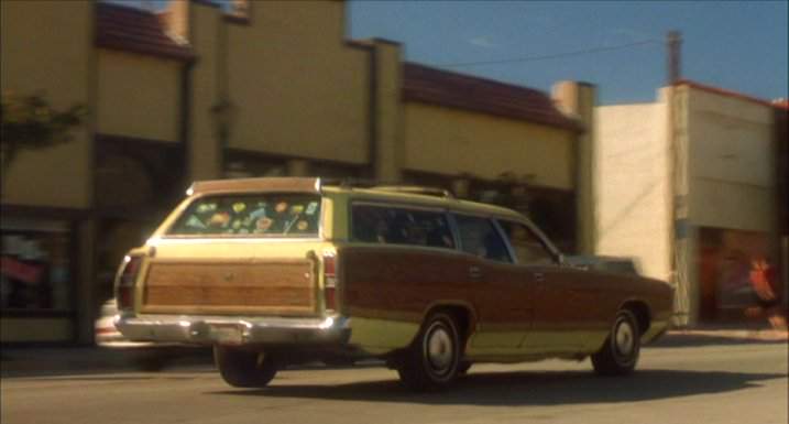 Ford LTD Country Squire