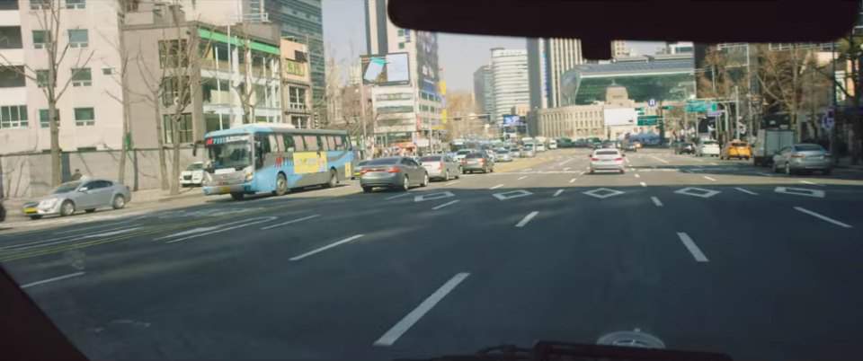 Hyundai Universe
