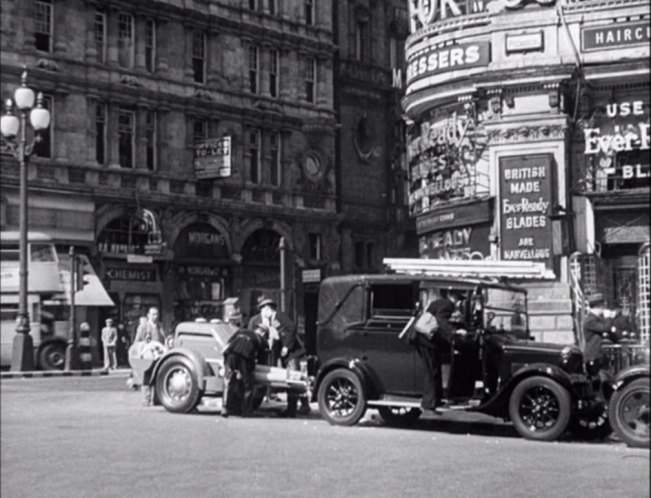 Austin 12/4 Taxi