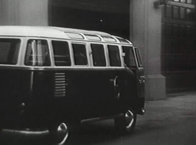 Volkswagen De Luxe Station Wagon T1