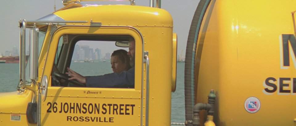 Peterbilt 335