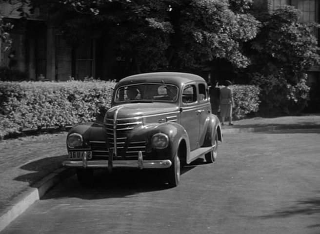 Plymouth De Luxe