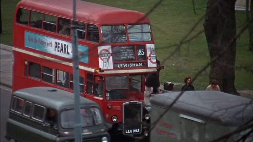 Morris J2-M16 Minibus
