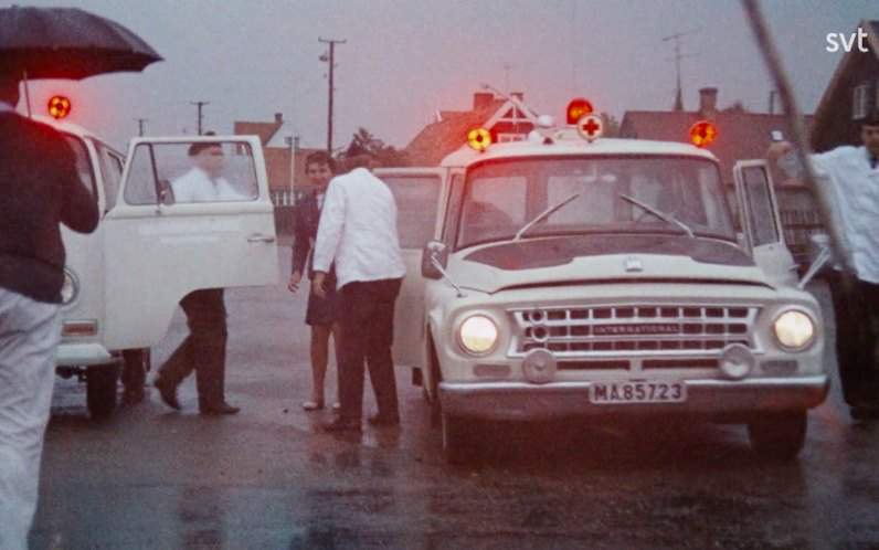 International Harvester Travelall Ambulans