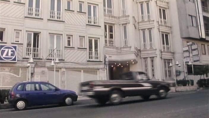 Mazda B-2000