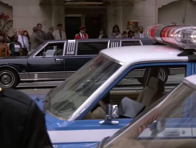 Lincoln Town Car Stretched Limousine