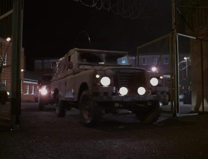 Land-Rover 109'' Series III