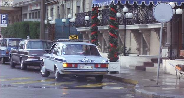Mercedes-Benz 200 D