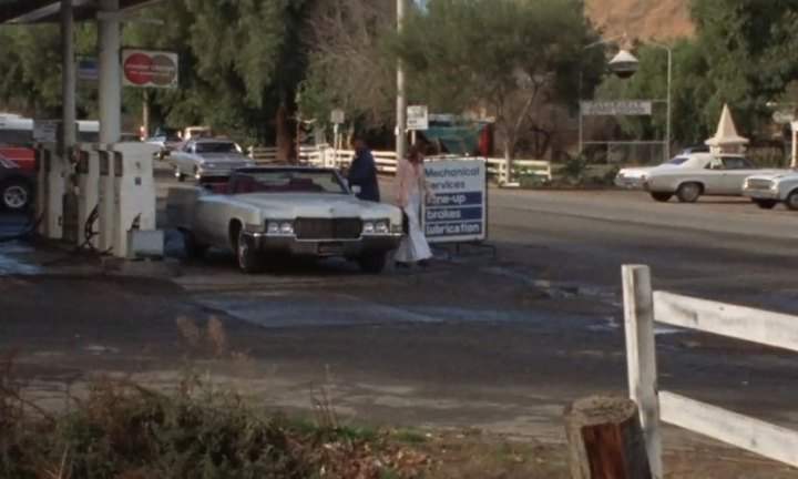 Oldsmobile Delta 88 Royale
