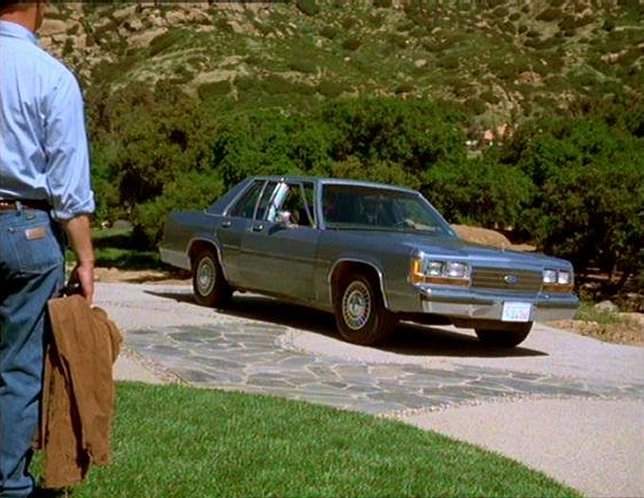 Ford LTD Crown Victoria