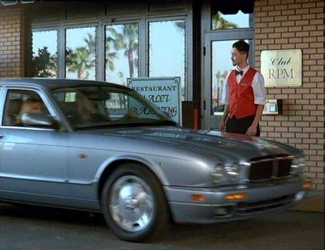 Jaguar XJ6
