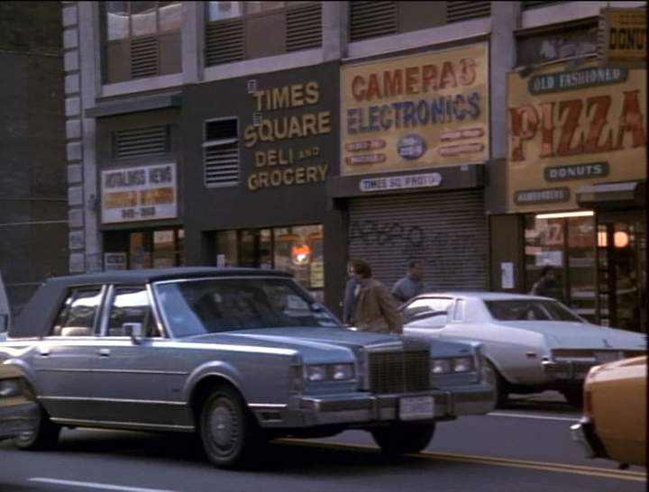 Lincoln Town Car