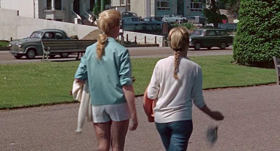 Morris Oxford Traveller Series V