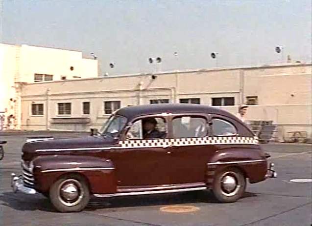 Ford Super De Luxe