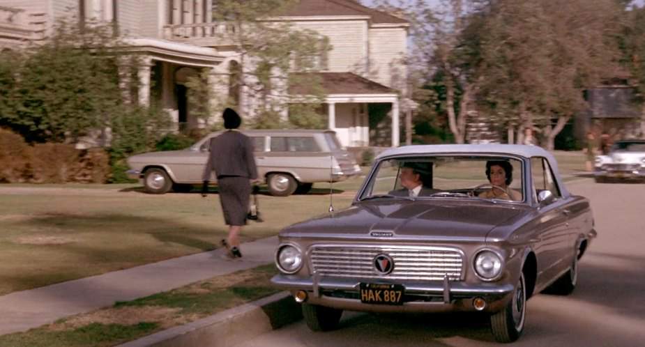 Plymouth Valiant Signet