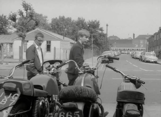 BSA A10