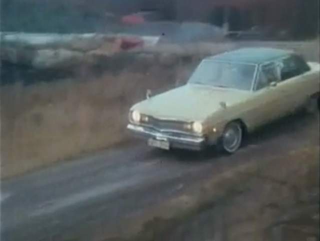 1974 Dodge Dart in Breaking Point