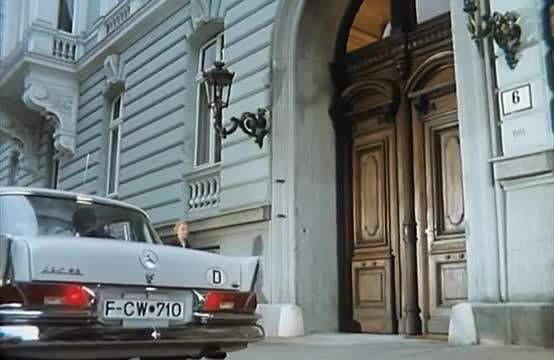 Mercedes-Benz 220 SE