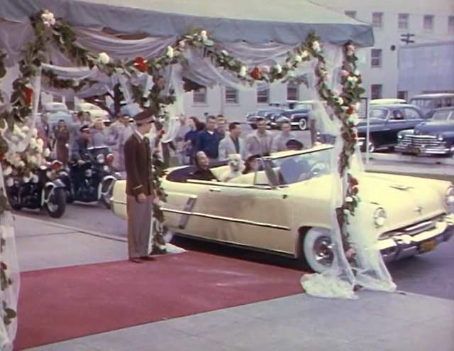 Lincoln Capri