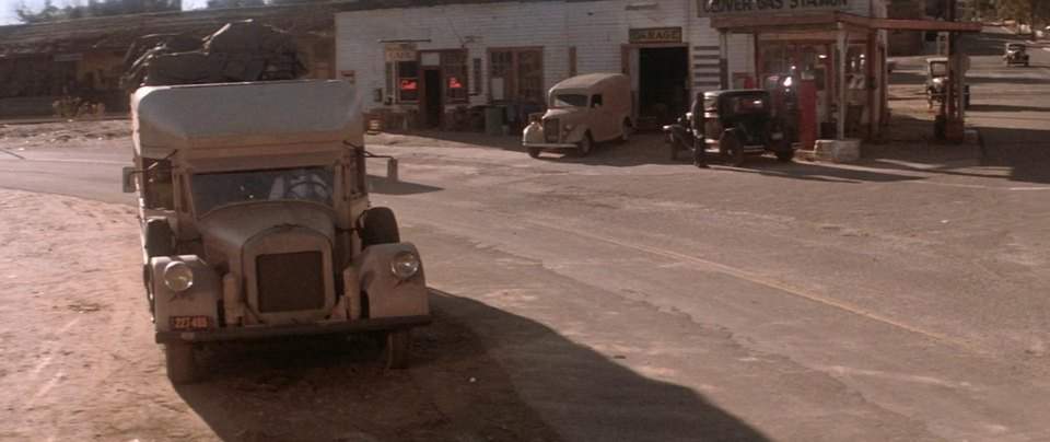 Ford V8 1½-Ton Panel Truck