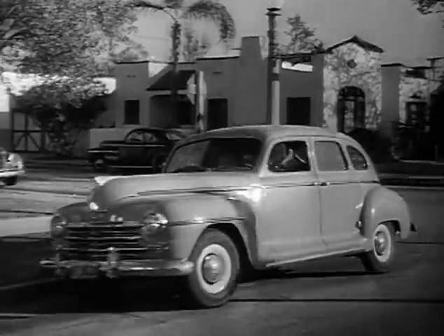 Plymouth De Luxe