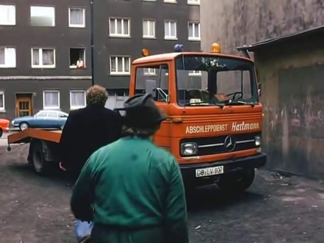 Mercedes-Benz LP 608