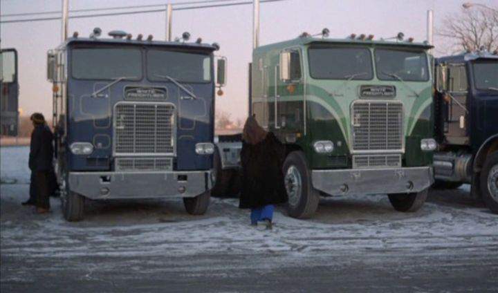 White-Freightliner WFT-8664T