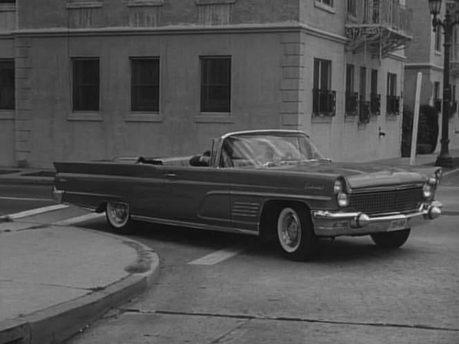 Lincoln Continental Mark V