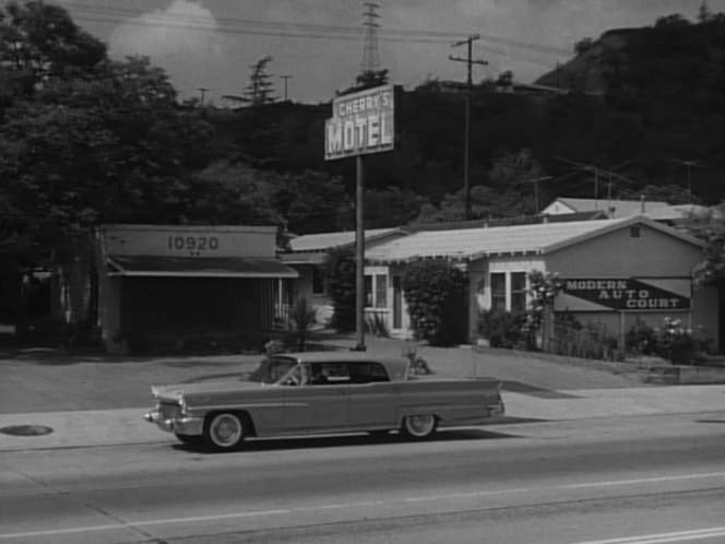 Lincoln Continental Mark V