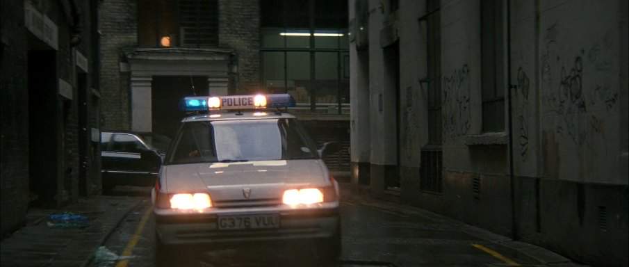 Rover 827i